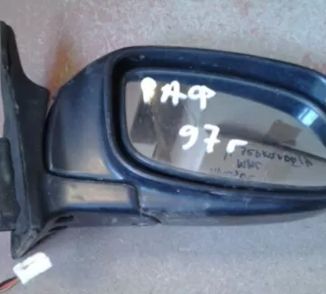 Зеркало правое б.у на Toyota RAV4 1996 г. Краснодар Зеркало правое б.у на Toyota RAV4 1996 г. Краснодар