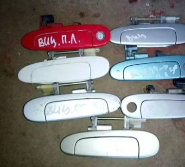 Ручка двери наружная Toyota Vitz 1999-2005 Краснодар Ручка двери наружная Toyota Vitz 1999-2005 Краснодар