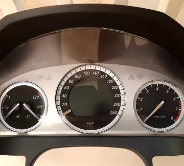 Панель приборов Mercedes C-Class W204 2007 Армавир