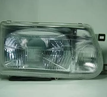 Фара (оптика) Toyota Dyna/Ace Краснодар Фара (оптика) Toyota Dyna/Ace Краснодар