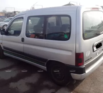 Стекло заднее с обогревом CITROEN BERLINGO(PEU.PARTNER)01 Краснодар Стекло заднее с обогревом CITROEN BERLINGO(PEU.PARTNER)01 Краснодар