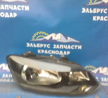 Правая фара б.у для Volkswagen Polo Sedan Краснодар Правая фара б.у для Volkswagen Polo Sedan Краснодар