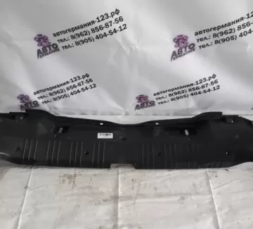 Накладка замка багажника BMW 318 E46 Краснодар Накладка замка багажника BMW 318 E46 Краснодар