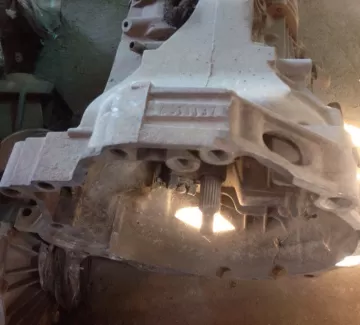 МКПП 4-х ступенчатая на Audi 80 B3 1.6/1.8 L ст. Динская МКПП 4-х ступенчатая на Audi 80 B3 1.6/1.8 L ст. Динская