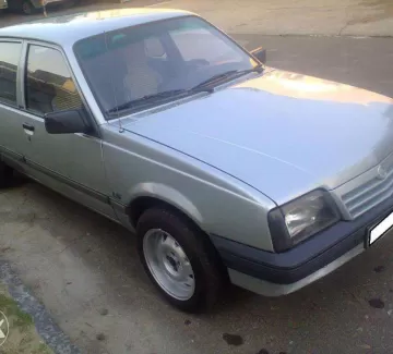Стекло лобовое OPEL ASCONA / MONZA 4D SED / 5D HBK 81-88 Краснодар Стекло лобовое OPEL ASCONA / MONZA 4D SED / 5D HBK 81-88 Краснодар
