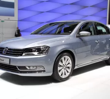 Лобовое стекло VOLKSWAGEN PASSAT B7 2010-2014 Краснодар Лобовое стекло VOLKSWAGEN PASSAT B7 2010-2014 Краснодар