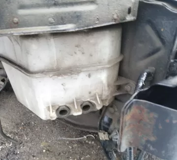 Бачок стеклоомывателя Hyundai Trajet 2000-2006 Краснодар Бачок стеклоомывателя Hyundai Trajet 2000-2006 Краснодар