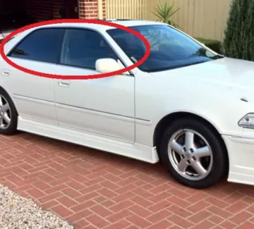 Стекла боковые б/у Toyota Mark 2 JZX 100 Краснодар Стекла боковые б/у Toyota Mark 2 JZX 100 Краснодар