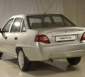Стекло заднее DAEWOO NEXIA 1995-2012 с обогревом Краснодар Стекло заднее DAEWOO NEXIA 1995-2012 с обогревом Краснодар