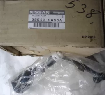 Форсунка омывателя фары Nissan Teana J31 Краснодар Форсунка омывателя фары Nissan Teana J31 Краснодар