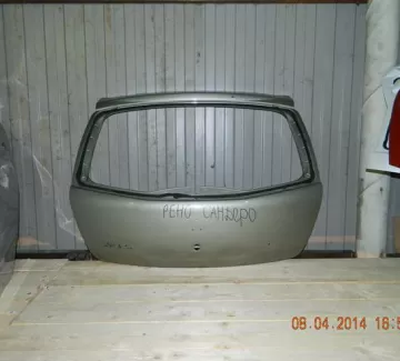 Крышка багажника Renault Sandero 2012 пятая дверь Краснодар Крышка багажника Renault Sandero 2012 пятая дверь Краснодар