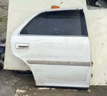 Дверь Toyota Cresta боковая правая задняя JZX90 GX90 LX90 SX90 JZX90 Краснодар