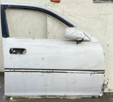 Дверь Toyota Cresta правая передняя JZX90 GX90 LX90 SX90 JZX90 Краснодар