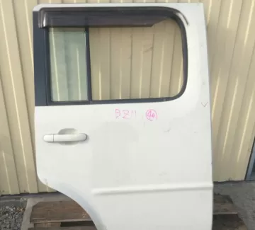 Дверь задняя правая б.у. на BZ11 Nissan Cube Краснодар Дверь задняя правая б.у. на BZ11 Nissan Cube Краснодар