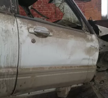 Дверь передняя Subaru Forester 1998 правая Краснодар Дверь передняя Subaru Forester 1998 правая Краснодар