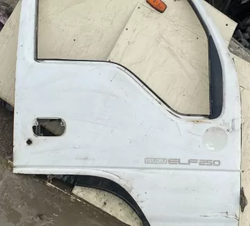Дверь Isuzu ELF Nissan Atlas правая Краснодар