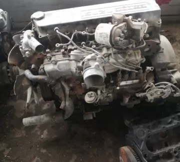 Головка 4HF1 4HG1 Isuzu Elf Краснодар Головка 4HF1 4HG1 Isuzu Elf Краснодар