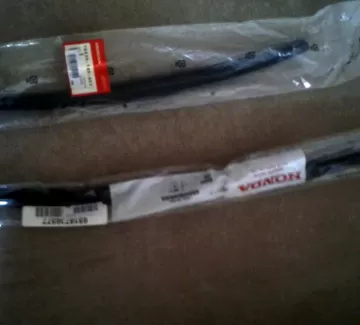 Дворники, щётка стеклоочистителя HONDA (оригинал) ACCORD 2008-12 г. CROSSTOUR 2010-11 г. Краснодар Дворники, щётка стеклоочистителя HONDA (оригинал) ACCORD 2008-12 г. CROSSTOUR 2010-11 г. Краснодар