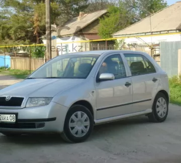 Стекло лобовое SKODA FABIA 4D SEDAN 2000- Краснодар Стекло лобовое SKODA FABIA 4D SEDAN 2000- Краснодар