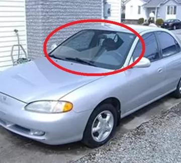 Стекло лобовое HYUNDAI ELANTRA 4D 1996-99 г. Краснодар Стекло лобовое HYUNDAI ELANTRA 4D 1996-99 г. Краснодар
