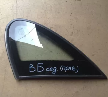 Форточка задняя Opel Vectra B правая седан Краснодар Форточка задняя Opel Vectra B правая седан Краснодар
