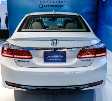 Стекло заднее HONDA ACCORD 2013- Краснодар Стекло заднее HONDA ACCORD 2013- Краснодар