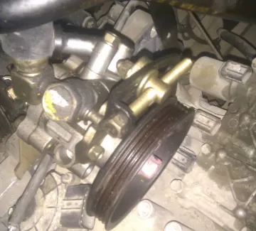 Насос ГУР б.у на Nissan с двигателем GA15 Краснодар