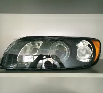 Фара левая на Volvo S 40 Краснодар Фара левая на Volvo S 40 Краснодар
