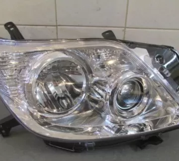 Фара передняя Toyota Land Cruiser Prado 2009 правая Краснодар Фара передняя Toyota Land Cruiser Prado 2009 правая Краснодар
