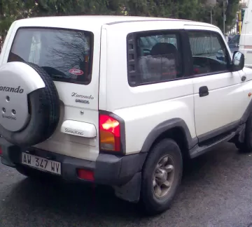 Стекло заднее с обогревом SSANGYONG KORANDO / TAGER WAGON 98- Краснодар Стекло заднее с обогревом SSANGYONG KORANDO / TAGER WAGON 98- Краснодар