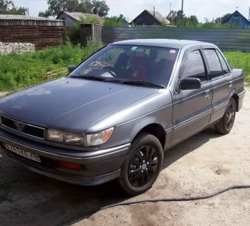 Стекло лобовое MITSUBISHI MIRAGE / LANCER 4D SEDAN 88-92 Краснодар Стекло лобовое MITSUBISHI MIRAGE / LANCER 4D SEDAN 88-92 Краснодар