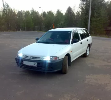 Стекло лобовое MITSUBISHI LANCER SEDAN -96 / LIBERO WAGON 92-01 Краснодар Стекло лобовое MITSUBISHI LANCER SEDAN -96 / LIBERO WAGON 92-01 Краснодар