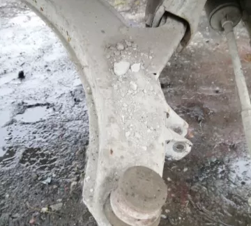 Рычаг передний Subaru Forester 1998 правый Краснодар Рычаг передний Subaru Forester 1998 правый Краснодар
