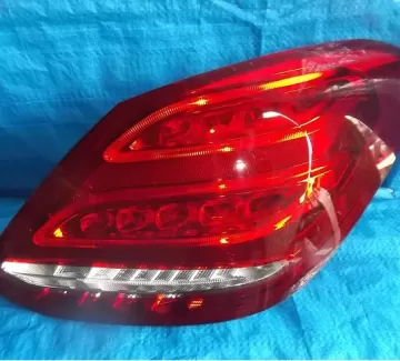 Фонарь б.у задний правый Mercedes C Class 205 с 2014-2015 г. Краснодар Фонарь б.у задний правый Mercedes C Class 205 с 2014-2015 г. Краснодар