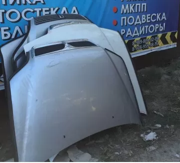 Решетка радиатора, капот б.у на Mitsubishi Lancer Cedia Краснодар Решетка радиатора, капот б.у на Mitsubishi Lancer Cedia Краснодар