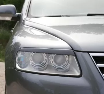 Реснички (накладки) на фары VW Touareg 2002-2006 Кропоткин