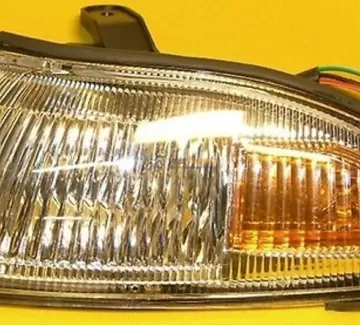 Габарит передний TOYOTA MARINO 1992-1998 (R+L) Краснодар Габарит передний TOYOTA MARINO 1992-1998 (R+L) Краснодар