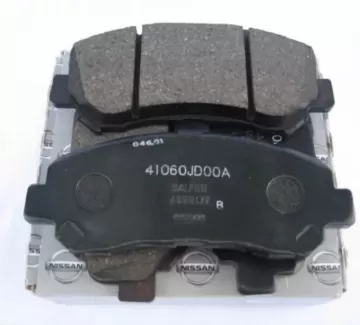 Колодки тормозные Nissan Qashqai J10 передние Краснодар Колодки тормозные Nissan Qashqai J10 передние Краснодар