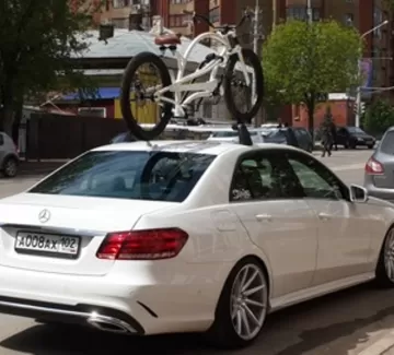 Стекло заднее с обогревом MERCEDES BENZ E-CLASS 10- 4D Краснодар Стекло заднее с обогревом MERCEDES BENZ E-CLASS 10- 4D Краснодар