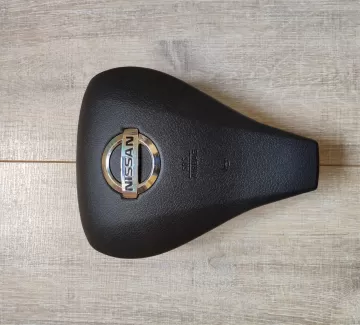 Заглушка в руль Nissan Tiida 2015-2019 Краснодар Заглушка в руль Nissan Tiida 2015-2019 Краснодар