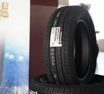 Автошина YOKOHAMA 205/55R16 V ES32 Автошина YOKOHAMA 205/55R16 V ES32
