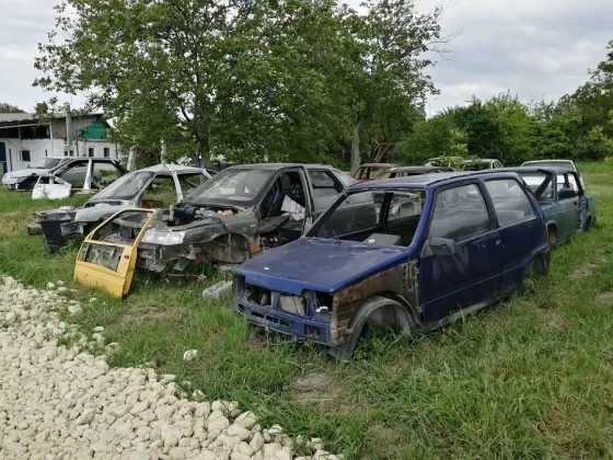 Авторазбор ВАЗ ЛАДА на Чкалова Варениковская