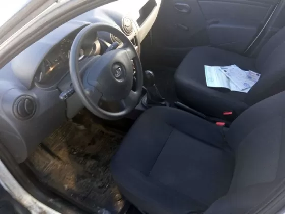 Купить ВАЗ (LADA) Largus 1600 см3 МКПП (84 л.с.) Бензин инжектор в Армавир: цвет белый Универсал 2015 года по цене 450000 рублей, объявление №5447 на сайте Авторынок23