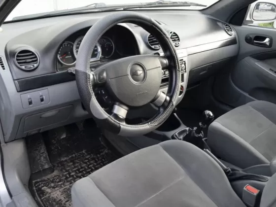 Купить Chevrolet Lacetti 1400 см3 МКПП (95 л.с.) Бензин инжектор в Горячий Ключ: цвет Серебряный Хетчбэк 2007 года по цене 150000 рублей, объявление №20569 на сайте Авторынок23