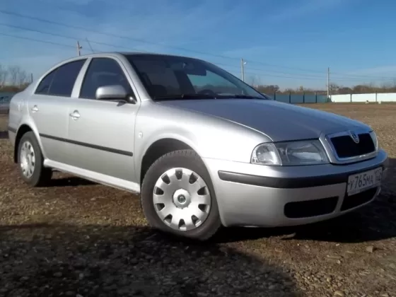 Купить Skoda Octavia. 1400 см3 МКПП (75 л.с.) Бензин инжектор в Выселки: цвет серебро Седан 2007 года по цене 340000 рублей, объявление №5268 на сайте Авторынок23