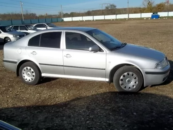 Купить Skoda Octavia. 1400 см3 МКПП (75 л.с.) Бензин инжектор в Выселки: цвет серебро Седан 2007 года по цене 340000 рублей, объявление №5268 на сайте Авторынок23