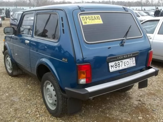 Купить ВАЗ (LADA) 2124 Нива 1700 см3 МКПП (83 л.с.) Бензин инжектор в ст.Павловская: цвет синий Внедорожник 2011 года по цене 325000 рублей, объявление №2644 на сайте Авторынок23