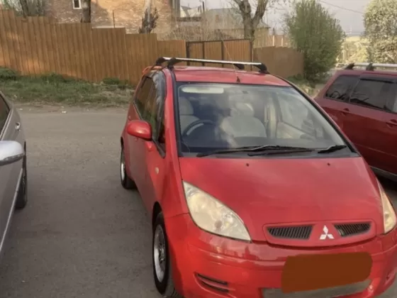 Купить Mitsubishi Colt 1363 см3 CVT (90 л.с.) Бензин карбюратор в Северская: цвет Красный Хетчбэк 2003 года по цене 480000 рублей, объявление №24986 на сайте Авторынок23