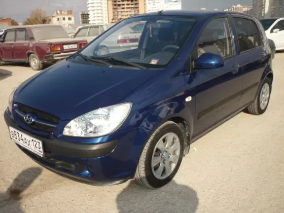 Купить Hyundai Getz 1400 см3 АКПП (97 л.с.) Бензиновый в Новороссийск: цвет синий Хетчбэк 2008 года по цене 345000 рублей, объявление №376 на сайте Авторынок23