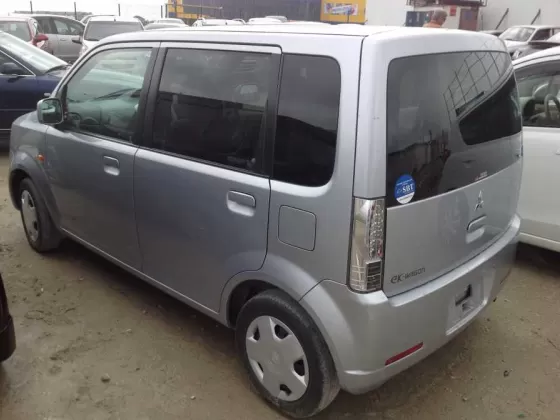 Купить Mitsubishi EK-Wagon 700 см3 АКПП (50 л.с.) Бензин инжектор в Новороссийск: цвет серебро Минивэн 2010 года по цене 280000 рублей, объявление №1077 на сайте Авторынок23